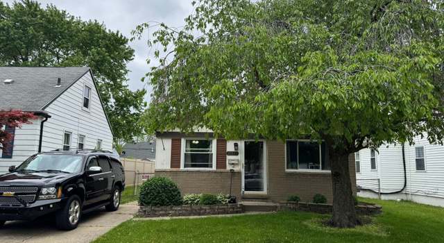 Photo of 27355 Elmhurst St, Roseville, MI 48066