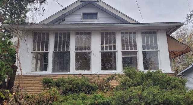 Photo of 931 Hughes Ave, Flint, MI 48503