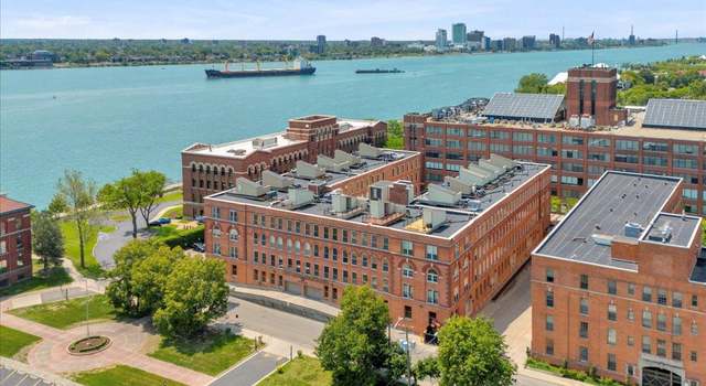 Photo of 200 River Place Dr #11, Detroit, MI 48207