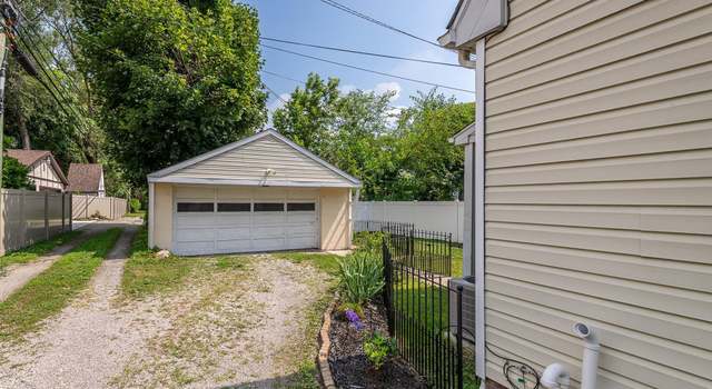 Photo of 415 E Noble Ave, Monroe, MI 48162