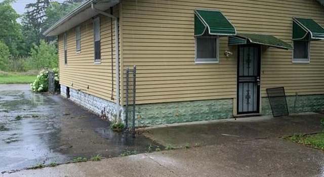 Photo of 749 E Russell Ave, Flint, MI 48505
