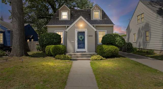 Photo of 903 Oakridge Ave, Royal Oak, MI 48067