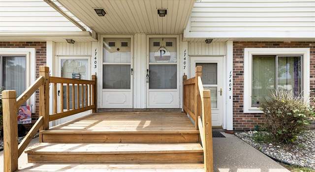 Photo of 17407 Utica Oaks Ln, Roseville, MI 48066