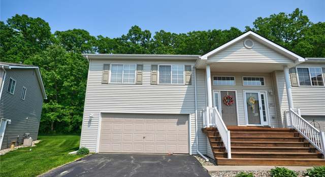 Photo of 1015 Timber Ridge Ct, Grand Blanc, MI 48439