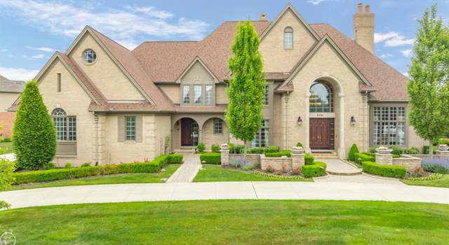 Photo of 5566 Murfield Dr, Oakland, MI 48306