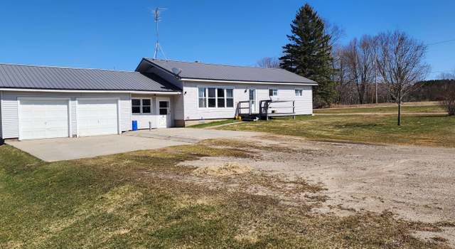 Photo of 511 E Gilbert St, Leroy, MI 49655