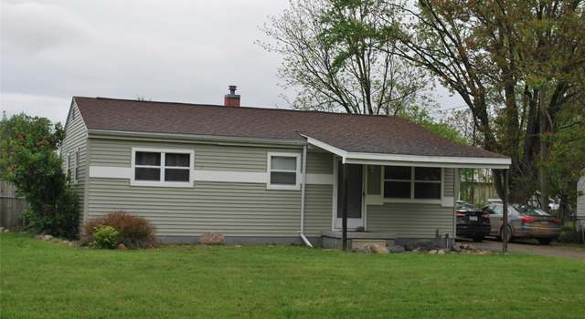 Photo of 4076 Carmanwood Dr, Flint, MI 48507