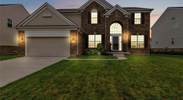 Photo of 49633 Malten Dr, Macomb, MI 48044