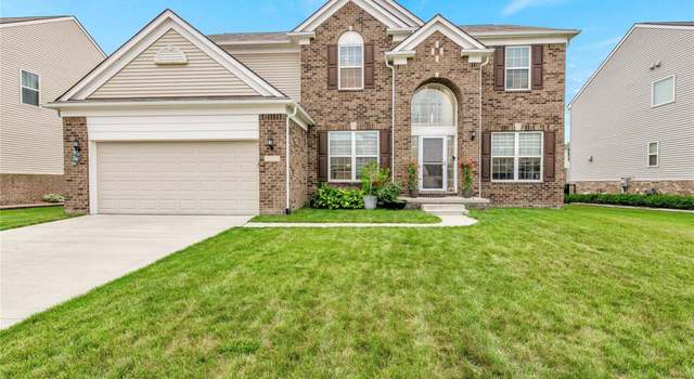 Photo of 49633 Malten Dr, Macomb, MI 48044