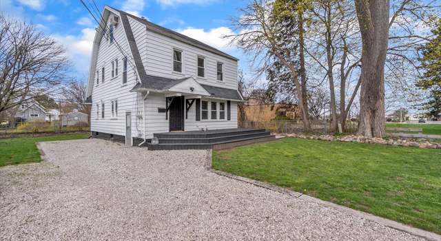 Photo of 828 Eaton St, Jackson, MI 49202