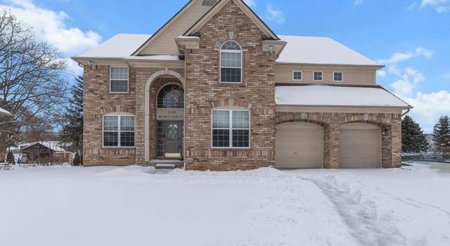 Photo of 35316 Burgundy Ct, Sterling Heights, MI 48312