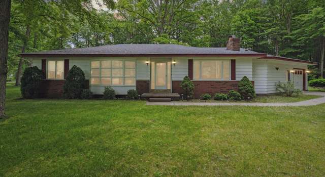 Photo of 3614 Thornton Ln, North Street, MI 48049