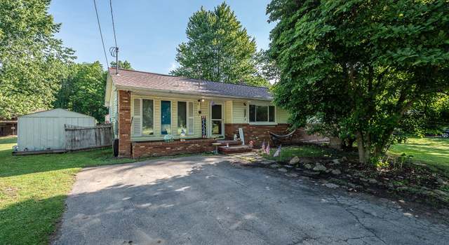 Photo of 3844 Deerfield Rd, Adrian, MI 49221