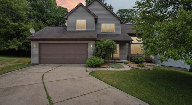 Photo of 590 Akram Ct, Oxford, MI 48371