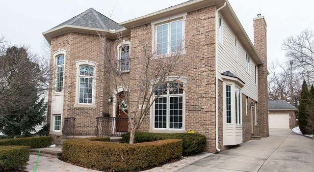 Photo of 328 Glendale Ct, Rochester, MI 48307