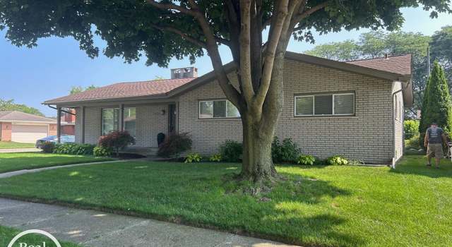 Photo of 23176 Gladhill Ln, Saint Clair Shores, MI 48080