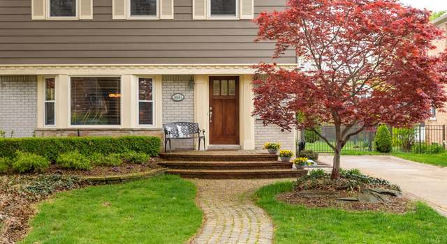 Photo of 26681 Huntington Rd, Huntington Woods, MI 48070