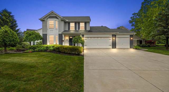 Photo of 1134 Chestnut Ln, South Lyon, MI 48178