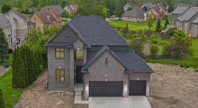 Photo of 1107 Williamson Cir, Pontiac, MI 48340