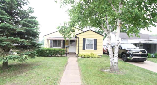 Photo of 34813 John St, Wayne, MI 48184