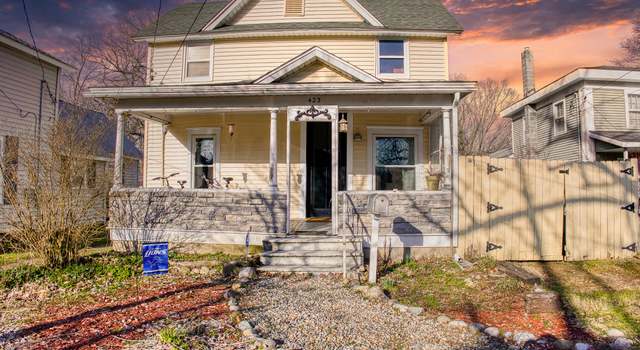 Photo of 423 River St, Allegan, MI 49010