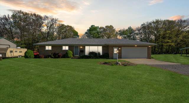 Photo of 178 W Henderson Rd, Owosso, MI 48867