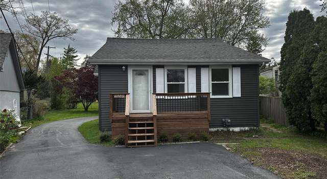 Photo of 1449 Benvenue St, Sylvan Lake, MI 48320