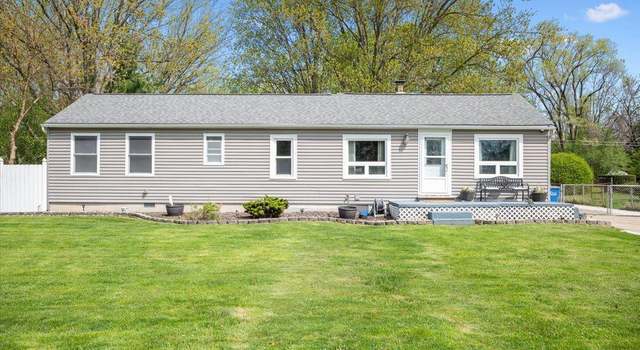 Photo of 4145 Hillcrest Dr, Warren, MI 48092