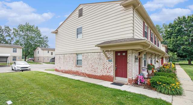 Photo of 140 Princeton Dr, South Lyon, MI 48178