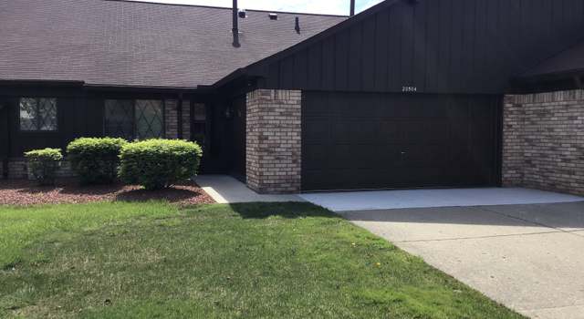 Photo of 20504 Birch Meadow Dr, Clinton Township, MI 48036