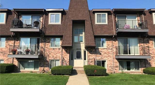 Photo of 418 Riviera Dr #114, St Clair Shores, MI 48080