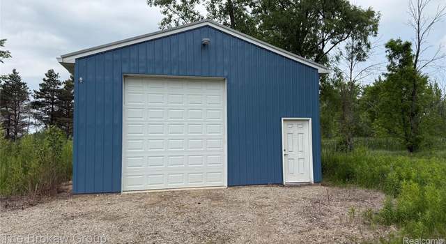 Photo of 10696 Dunnigan Rd, Emmett, MI 48022