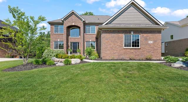 Photo of 5401 Aberdeen Ct, Clarkston, MI 48348