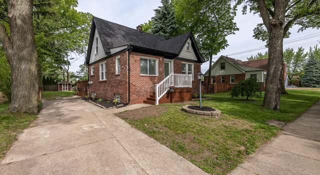 Photo of 3914 Grindley Park St, Dearborn Heights, MI 48125