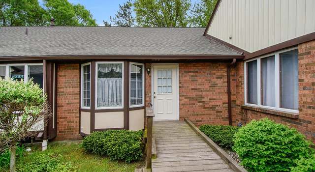 Photo of 2303 Radcliff Cir SE, Grand Rapids, MI 49546