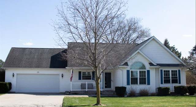 Photo of 210 Colorado Ridge Dr, Hemlock, MI 48626