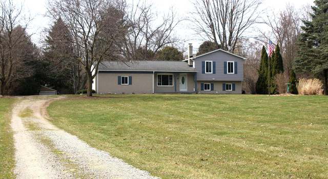 Photo of 450 S Conklin Rd, Orion Twp, MI 48362