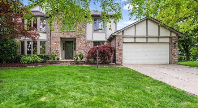 Photo of 1036 Bembridge Dr, Rochester Hills, MI 48307