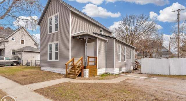 Photo of 1018 Poplar St, Port Huron, MI 48060