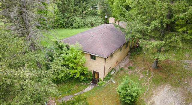 Photo of 2515 Lakeville Rd, Oxford, MI 48370