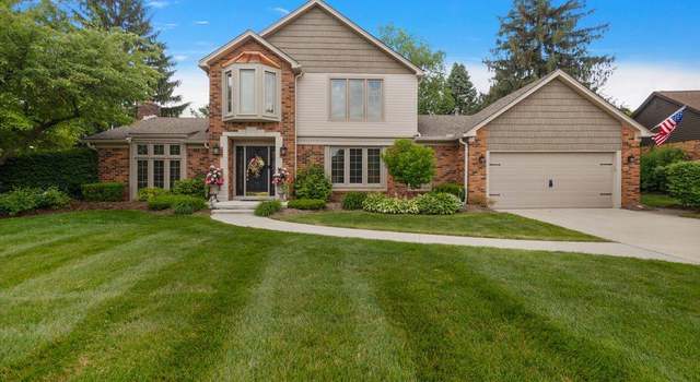 Photo of 37566 E Meadowhill Dr, Farmington, MI 48334