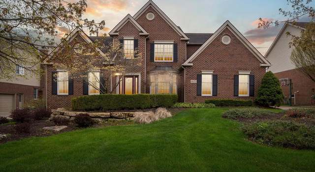 Photo of 46353 Pinehurst Dr, Northville, MI 48168