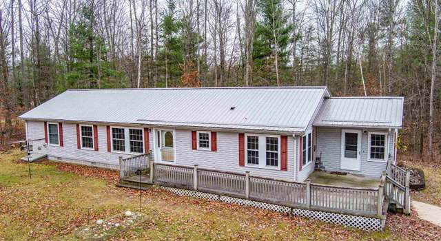 Photo of 6130 Maple Ridge Rd, Alger, MI 48610