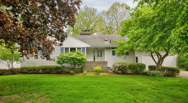 Photo of 1215 Orchard Rd, Essexville, MI 48732