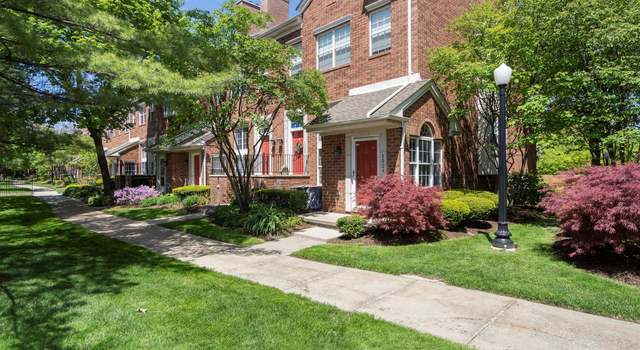 Photo of 1524 Maryland Club Dr, Royal Oak, MI 48067