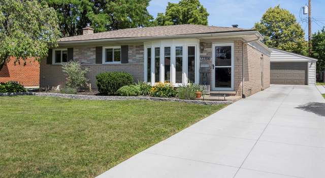 Photo of 33500 Morrison Dr, Sterling Heights, MI 48312