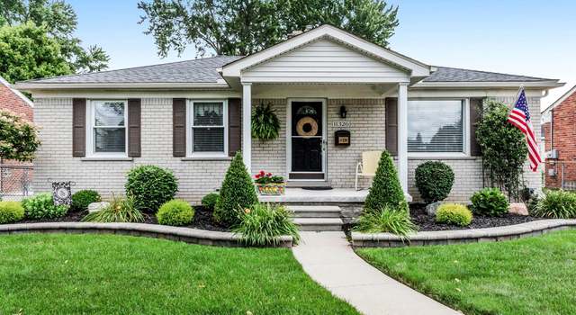 Photo of 11326 Loveland St, Livonia, MI 48150