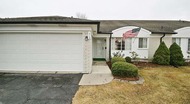 Photo of 712 Country Club Dr, St. Clair Shores, MI 48082