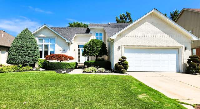 Photo of 18739 Riverside Glen Dr, Macomb Township, MI 48044