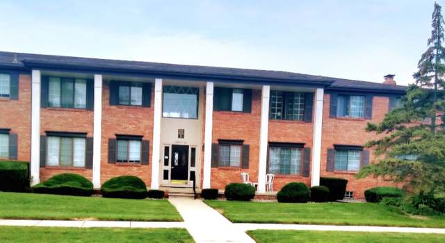 Photo of 20825 N Eastlawn St E #61, St Clair Shores, MI 48080